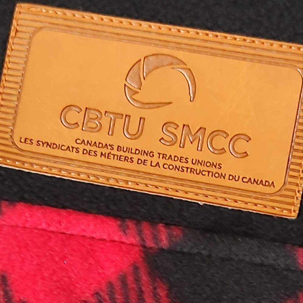 MWG Apparel Men's Shirts Jacket Fleece Warmth Plaid Red Black  XL By Canada New - Picture 6 of 8